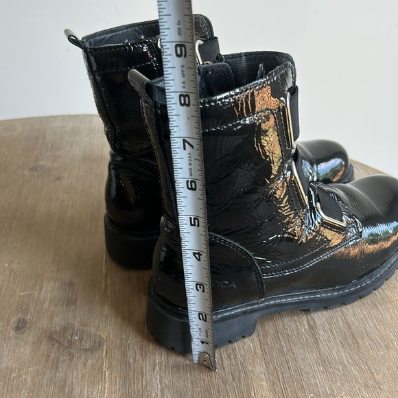 ARTICA Baldy Black Patent Leather Chunky Heel Strap Booties EU 37 US 6.5–7 - Picture 9 of 16